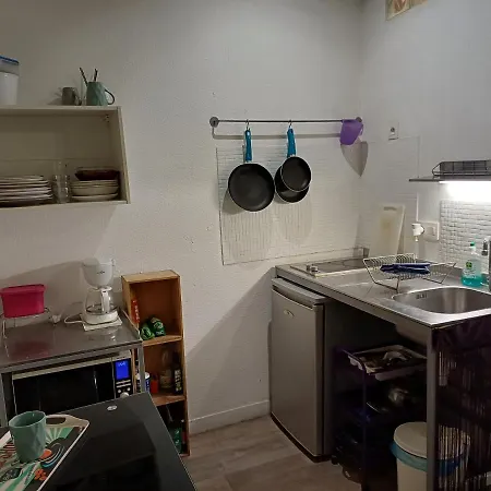 Studio Perpignan 아파트 *